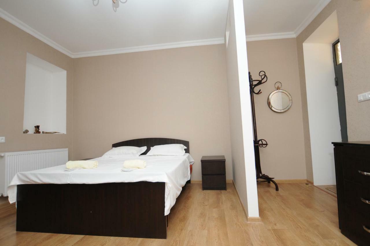 Shako'S Apartments Tbilisi Exterior photo